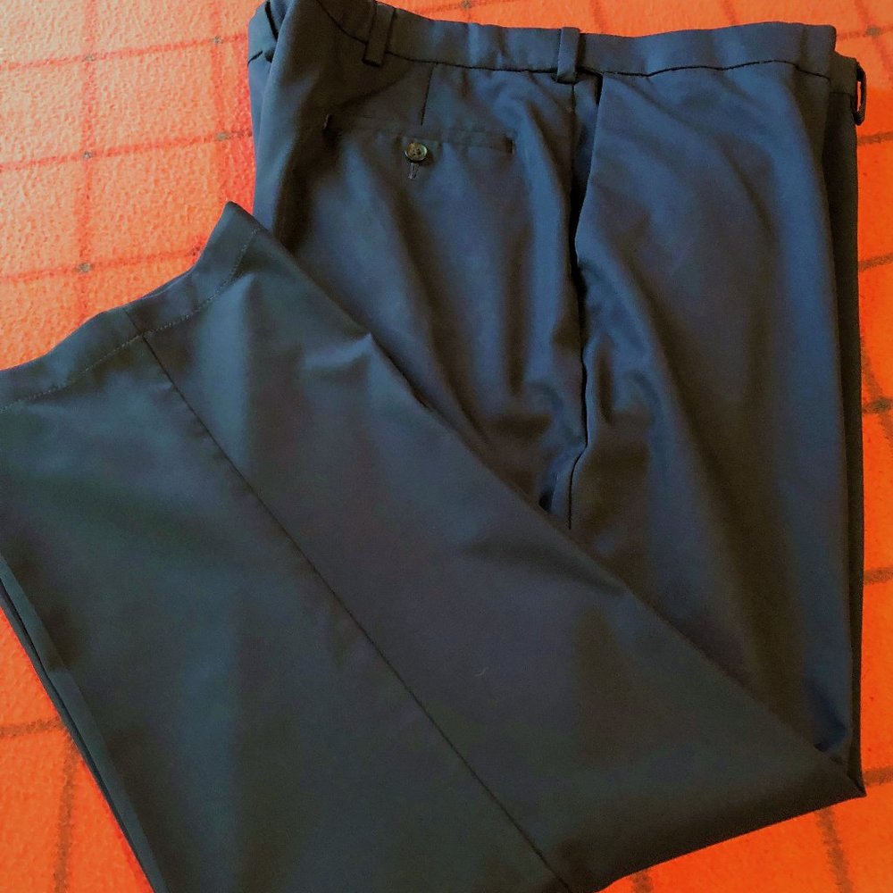 Expandable Waist Men's 44 x 29 Quality Dress Pants